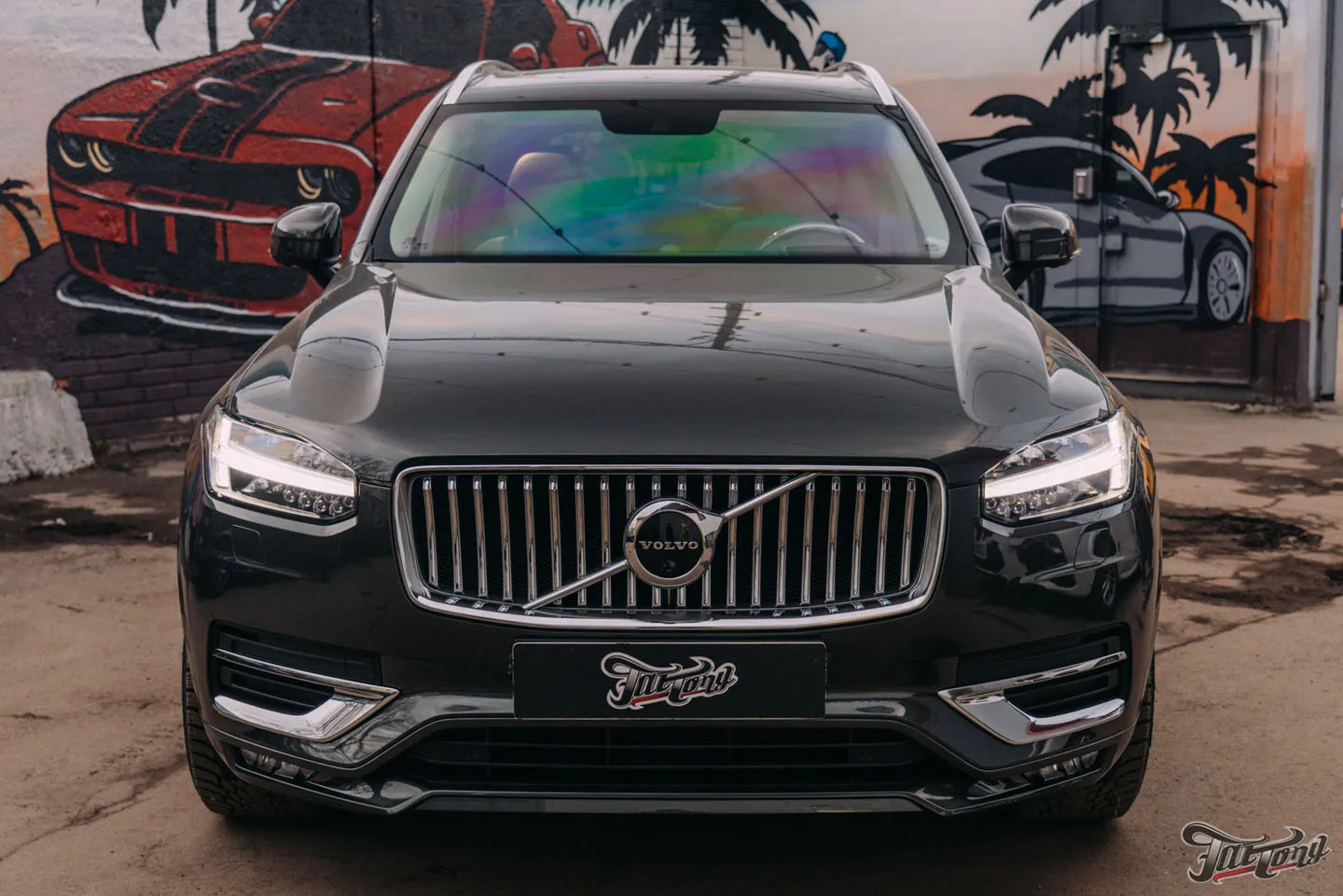 Комплексная шумоизоляция и оклейка передней полусферы для Volvo XC90